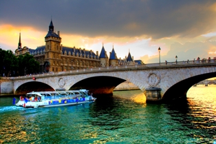 bateau mouche rouen commune de villers ecalles village normand proche de bateau mouche rouen commune de villers ecalles village normand proche de